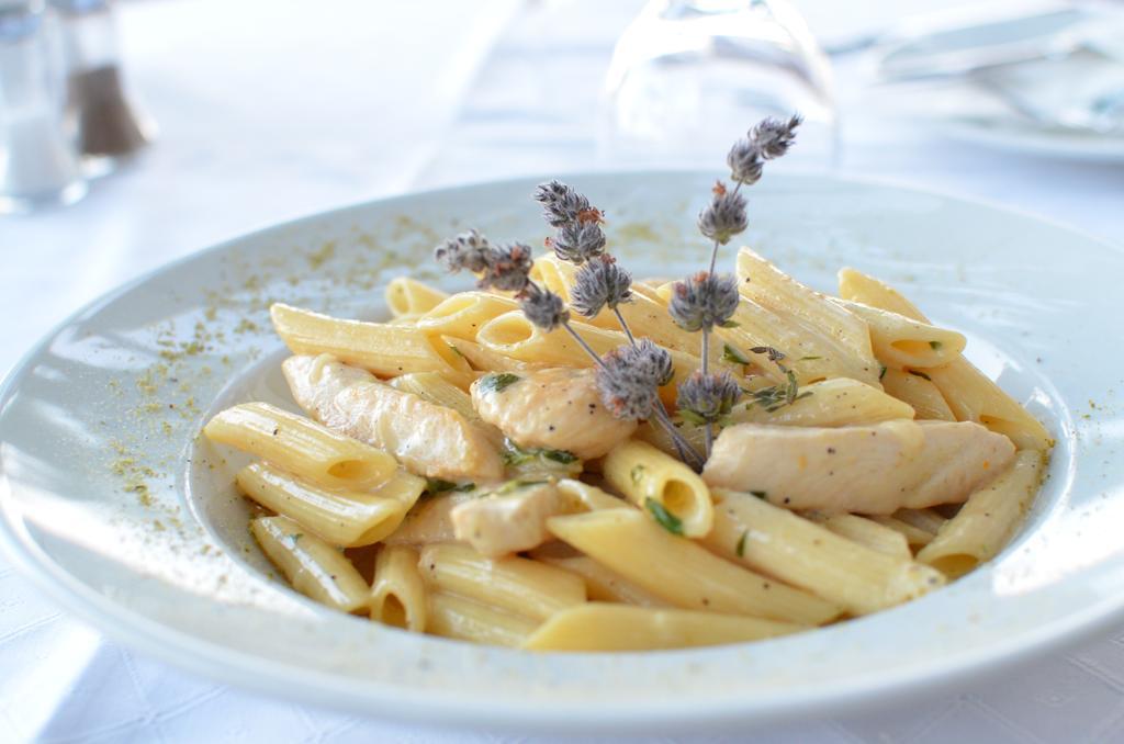 Ino Hotel & Suites Kalámion Dış mekan fotoğraf
